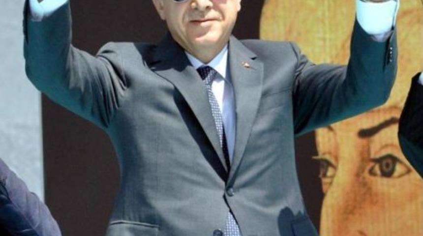 Erdoğan: T&uuml;rkiye Artık Ayağa Kalktı, Şahlanışın &Ouml;n&uuml;ne Ge&ccedil;emeyeceksiniz