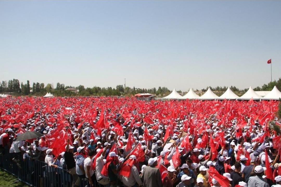 Cumhurbaşkanı Erdoğan Malazgirt&rsquo;te