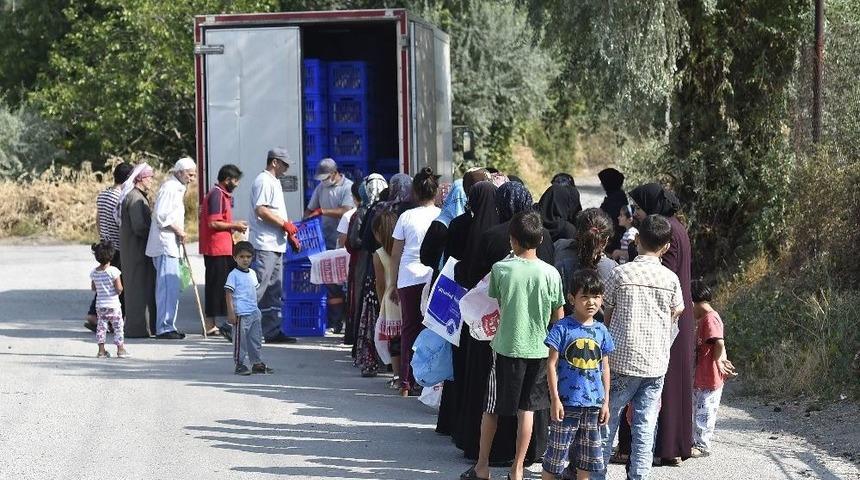 B&uuml;y&uuml;kşehirden İhtiya&ccedil; Sahibi Ailelere Her G&uuml;n 75 Bin Ekmek