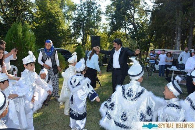 Seyitgazi’de Sünnet Şöleni Coşkusu