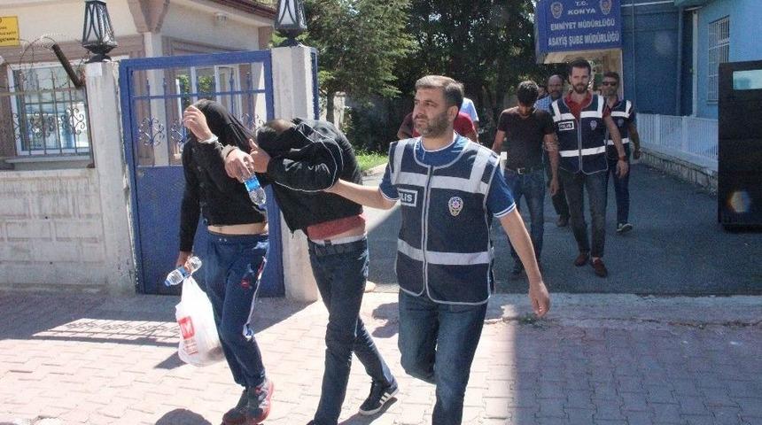 Hırsızlar Son İşlerinde Yakalandı