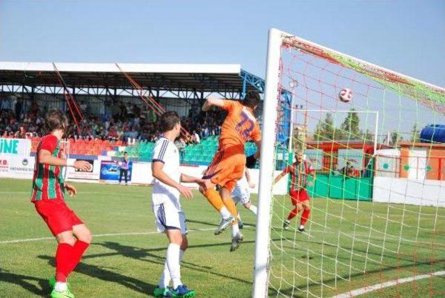 Diyarbekirspor-Anadolu Bağcılarspor: 2-1