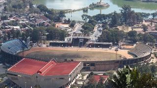 Madagaskar'da stadyum çöktü! 1 kişi hayatını kaybetti