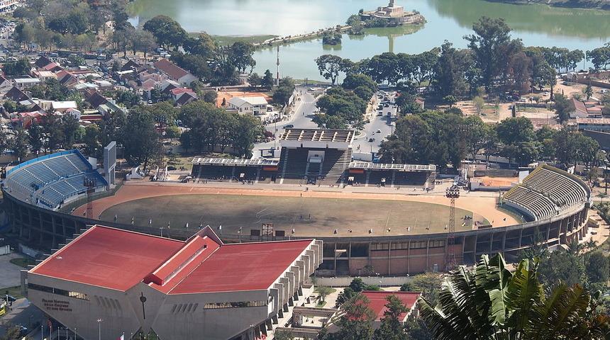 Madagaskar'da stadyum &ccedil;&ouml;kt&uuml;! 1 kişi hayatını kaybetti