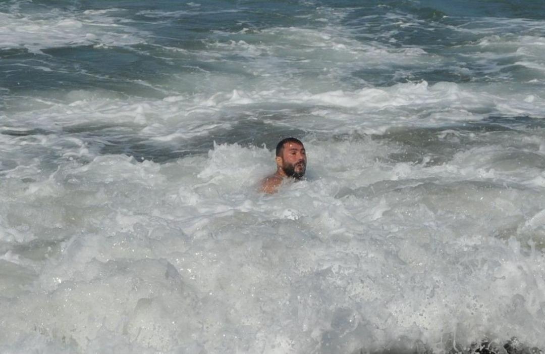 Denizde &Ouml;l&uuml;m Kalım Savaşı