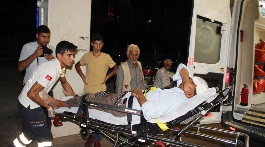 İki Aile Arasında Silahlı, Bı&ccedil;aklı, Taşlı Kavga: 8 Yaralı