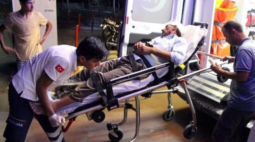 Drift Yapan Gen&ccedil;ler Ile Mahalleli Arasında Kavga: 8 Yaralı