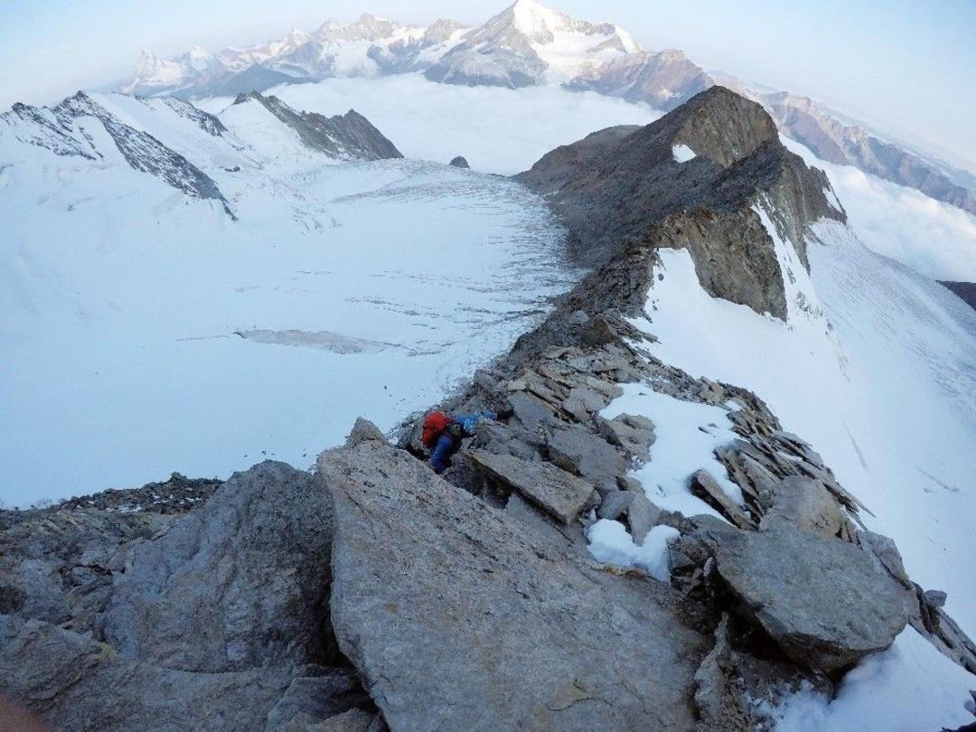 T&uuml;rk Dağcılar İsvi&ccedil;re&rsquo;nin Zirvesine Tırmandı