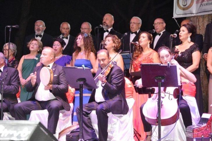 Mesut Duran Derneği Korosundan Müthiş Konser G2