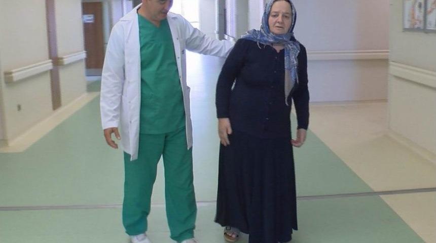 9 Yıllık Diz Ağrıları 1 Saatte Son Buldu