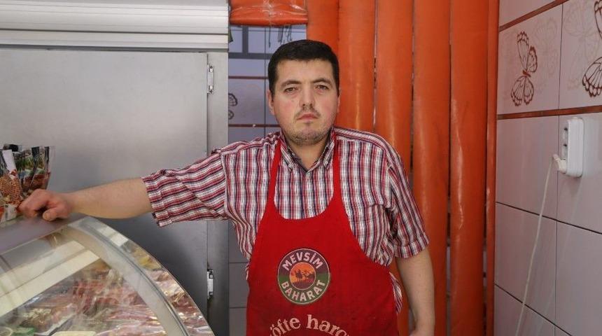 Kurbanlarını Emin Ellerde Kestirin