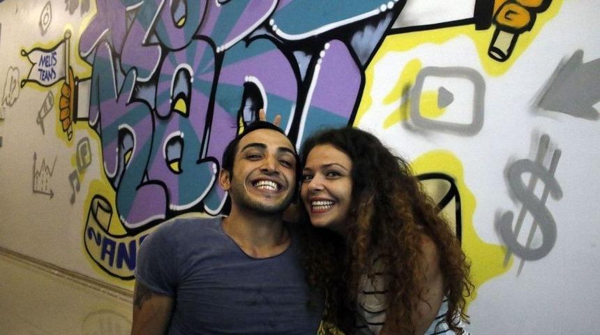 Youtuber Karı-koca Birbirlerine Yaptıkları Şakalarla İzlenme Rekorları Kırıyor