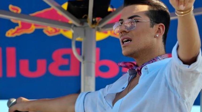 Kerimcan Durmaz, Plajda Terledi