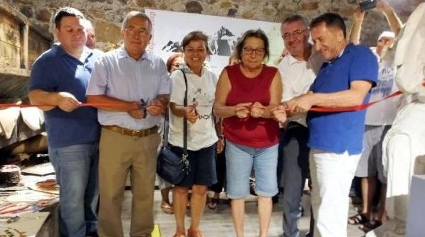 Edremit'te Arkeolojik Eserler De Sergileniyor