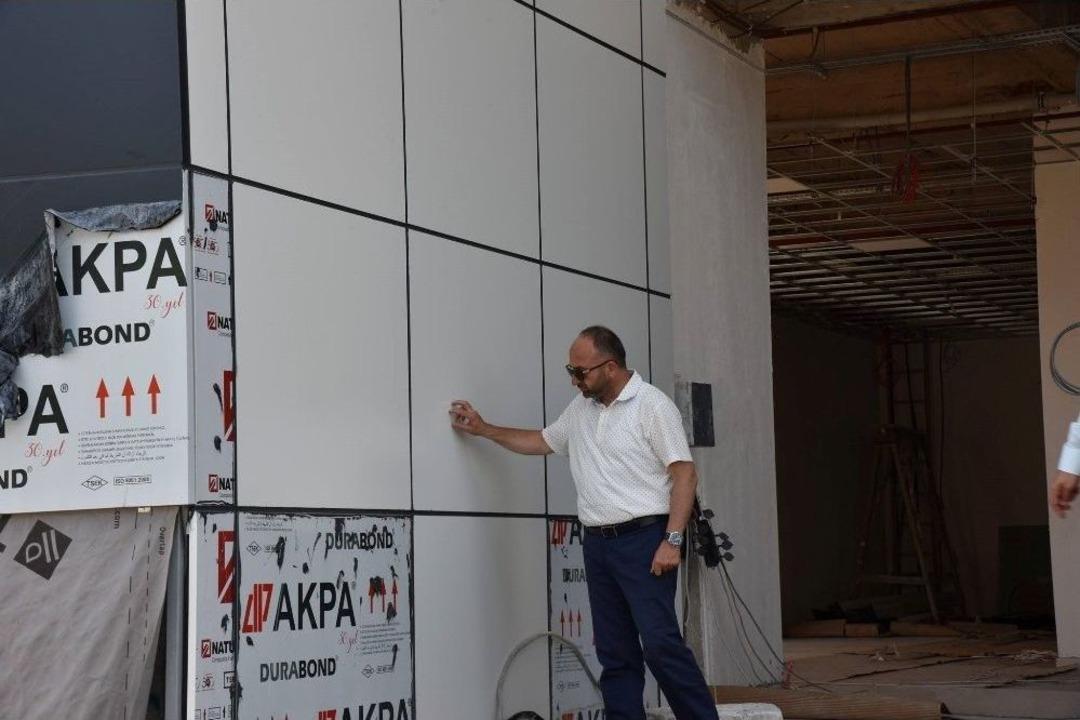 Başkan &Uuml;z&uuml;lmez, Arslanbey K&uuml;lt&uuml;r Merkezi&rsquo;ni İnceledi