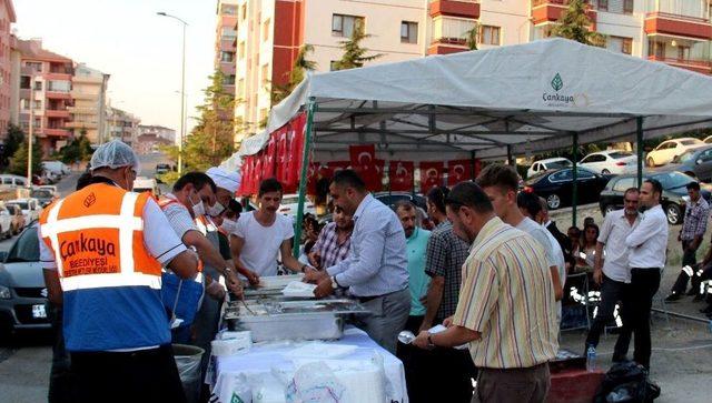 Uçakla Cenaze Nakil Hizmeti 350 Aileye Ulaştı