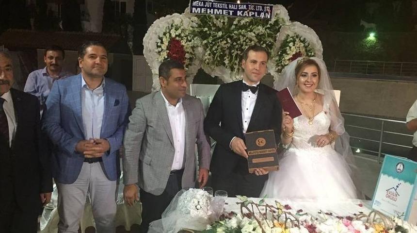 Mhp Ağrı İl Başkanı Aktaş&rsquo;ın Kızı Gaziantep&rsquo;e Gelin Oldu