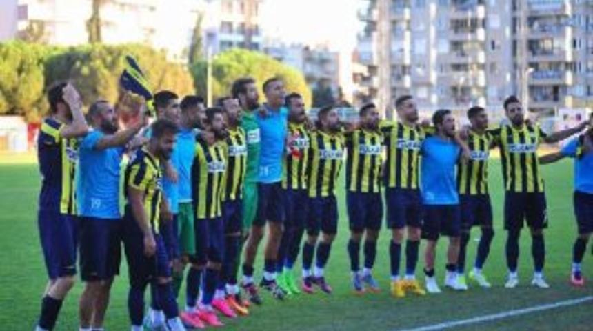 Menemen Belediyespor Gol Şovla Başladı