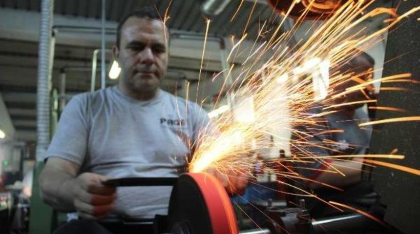 Acemi Kasap Yaralanmalarını Azaltacak Bı&ccedil;ak &Uuml;rettiler