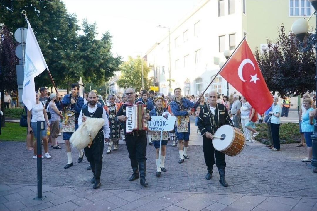 Erguvan Avrupa&rsquo;yı Fethetti