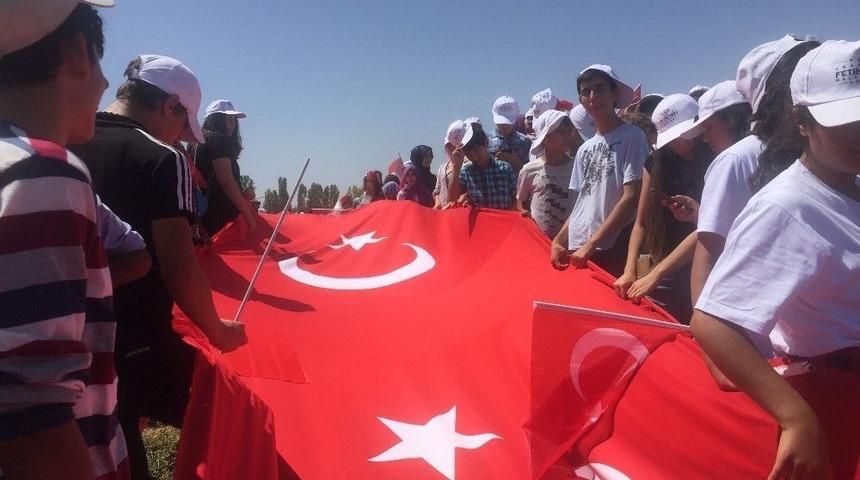 Devlet Korumasındaki &Ccedil;ocuklar Malazgirt Zafer&rsquo;i Etkinliklerine Katıldı