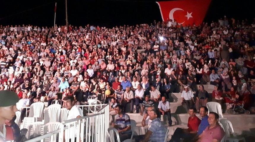 Hacık&ouml;seler Mahallesi&rsquo;nde Fıstık Festivali