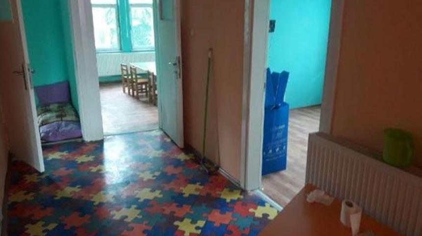 &Ccedil;alacak Bir Şey Bulamayınca Yangın T&uuml;plerini Boşalttılar