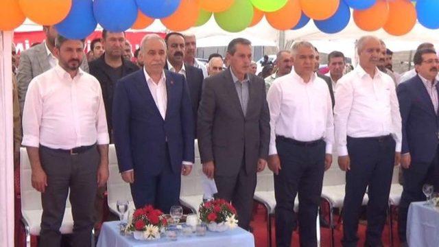 Bakan Fakıbaba, Damızlık Sığır Yetiştiricileri Birliğinin Açılışını Yaptı