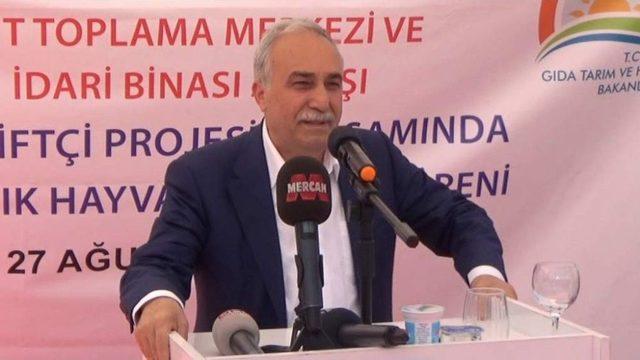 Bakan Fakıbaba, Damızlık Sığır Yetiştiricileri Birliğinin Açılışını Yaptı