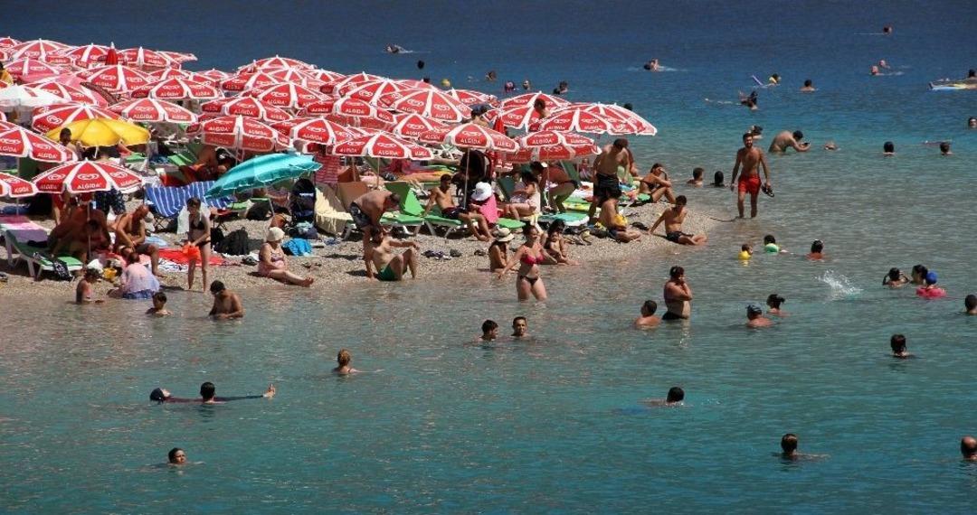 Plajlarda Bayram Hareketliliği