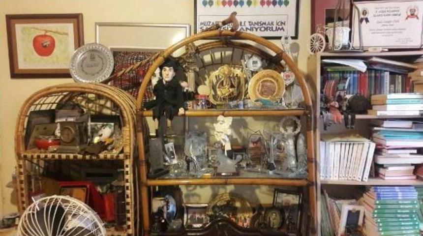 Yazar Muzaffer İzg&uuml;, Yarın Eşinin Yanında Toprağa Verilecek (3)