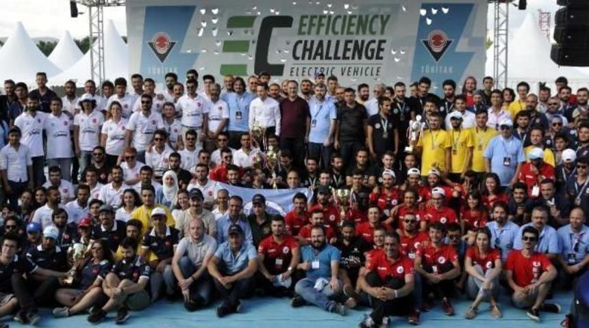 Elektrikli Otomobiller Yarıştı (2)