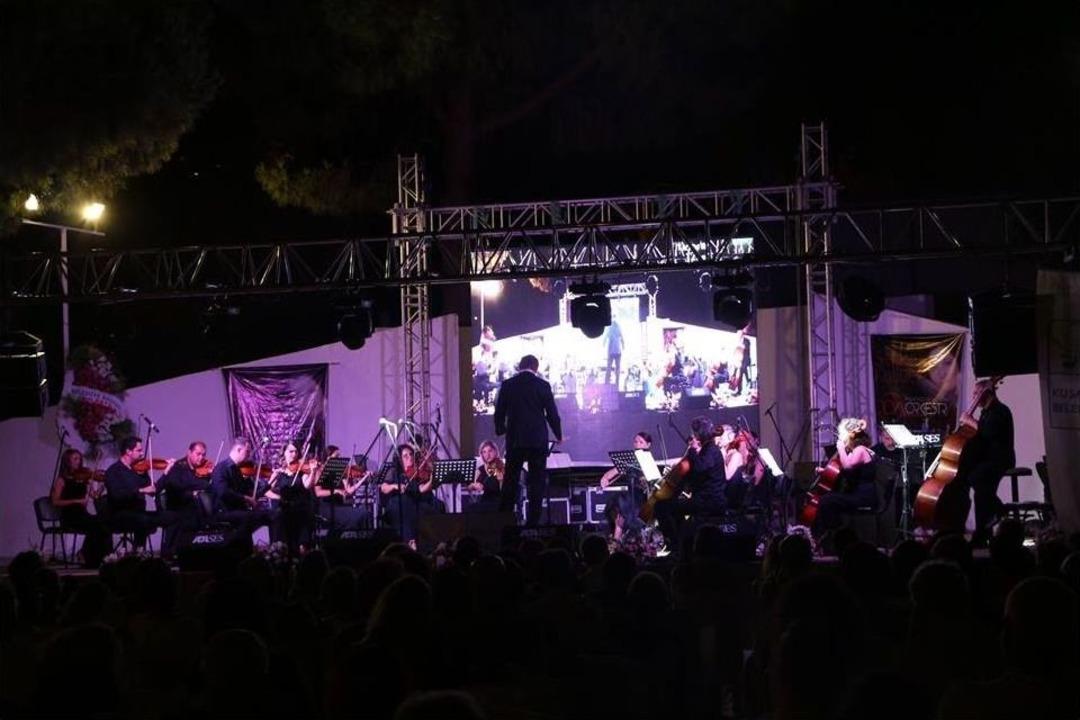 Kuşadası&rsquo;nda Fl&uuml;t Konseri