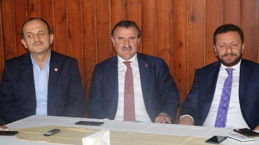 Bakan Osman Aşkın Bak Gazetecilerle Sohbet Toplantısı D&uuml;zenledi