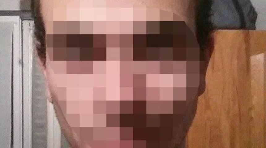 Şizofren Hastası Gencin Annesini Baltayla &Ouml;ld&uuml;rd&uuml;ğ&uuml; Iddia Edildi