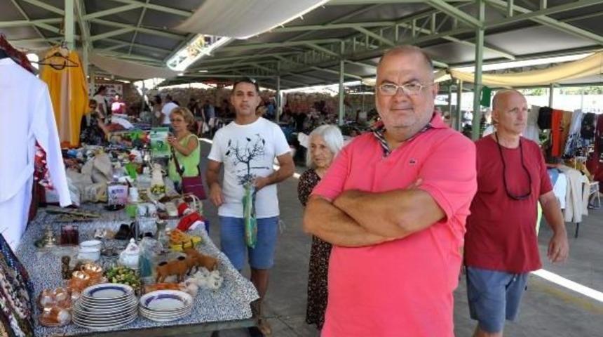 Dat&ccedil;a Bit Pazarında Tarihi Eşyalar G&uuml;n Y&uuml;z&uuml;ne &Ccedil;ıkıyor