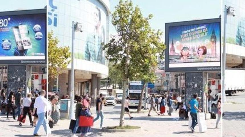 Turkcell&rsquo;den &rsquo;a&ccedil;ıkhava&rsquo;da Akıllı Reklam&rsquo; D&ouml;nemi