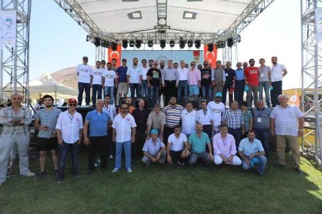  Kayseri'de Klasik Otomobil Festivali Sona Erdi 