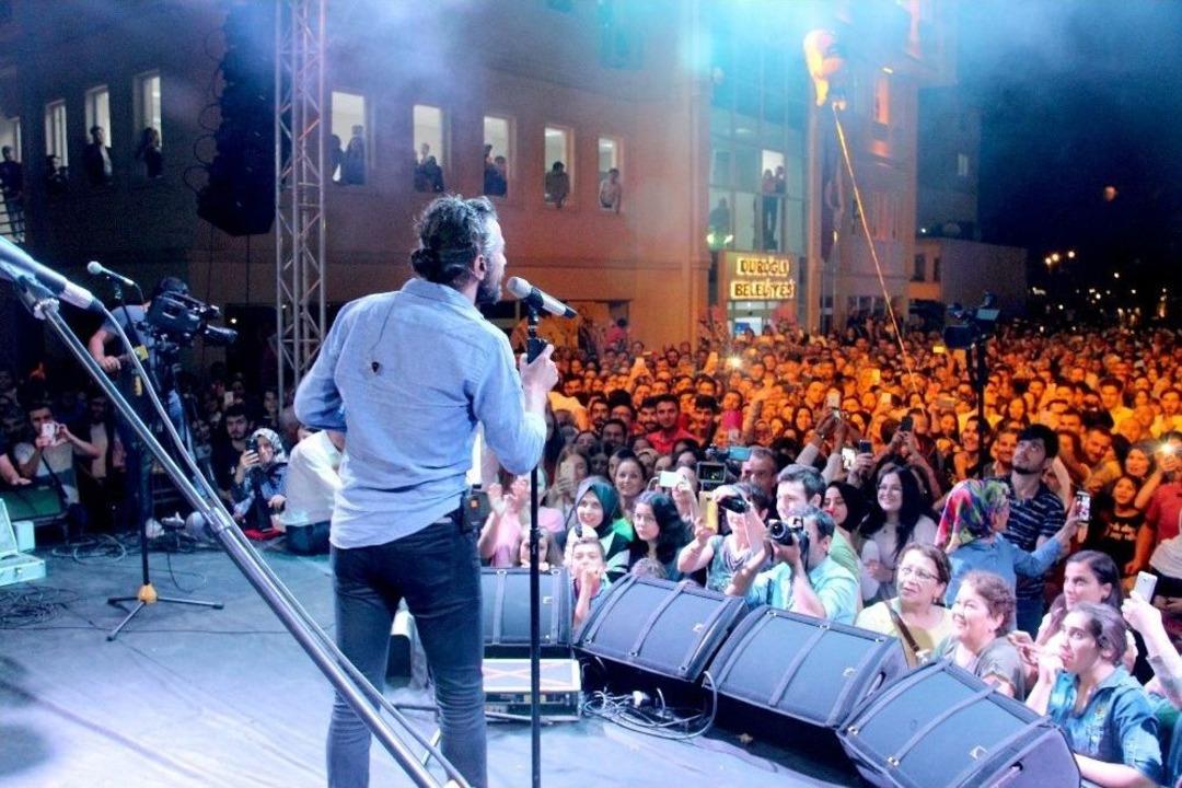 1. Fındık Festivaline Resul Dindar R&uuml;zgarı