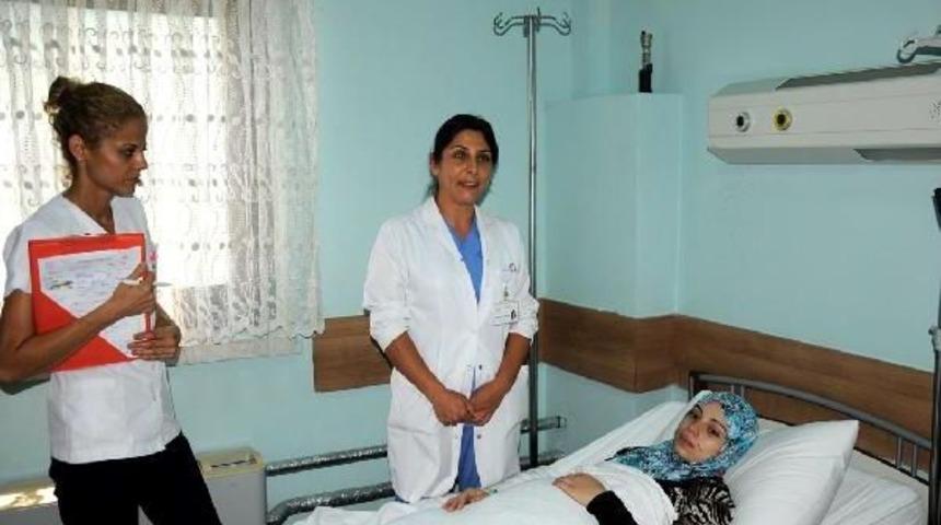 Suriyeli Anneden &Uuml;&ccedil;&uuml;z Bebek S&uuml;rprizi