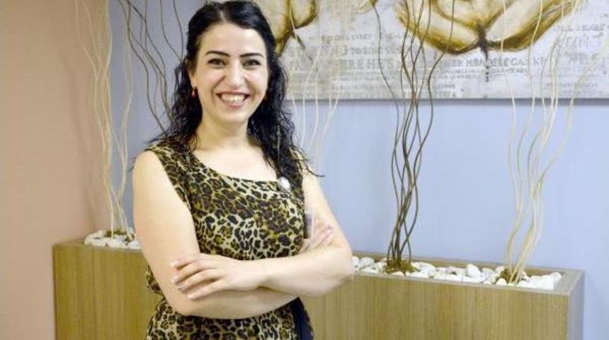 Esma, Obezite Cerrahisiyle 110 Kilodan 65 Kiloya Indi