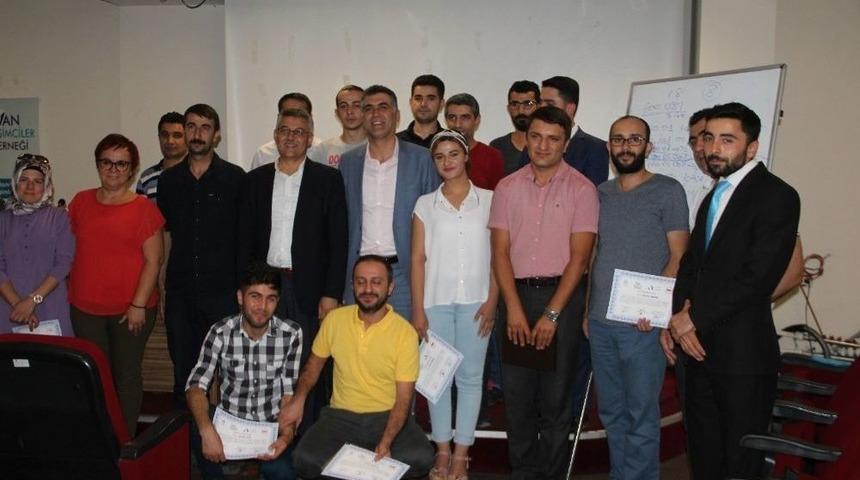 Van&rsquo;da &lsquo;logo Muhasebe Programı&rsquo; Eğitimi
