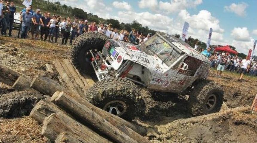 Çorlu'da Zafere Ulaşan Aydoff Trial Team Oldu