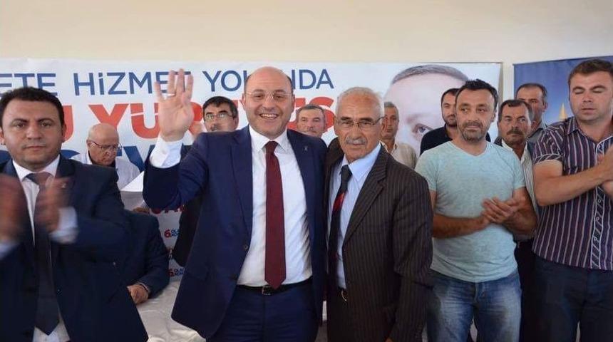 Dumlupınar Ak Parti&rsquo;de Murat Arıburnu G&uuml;ven Tazeledi