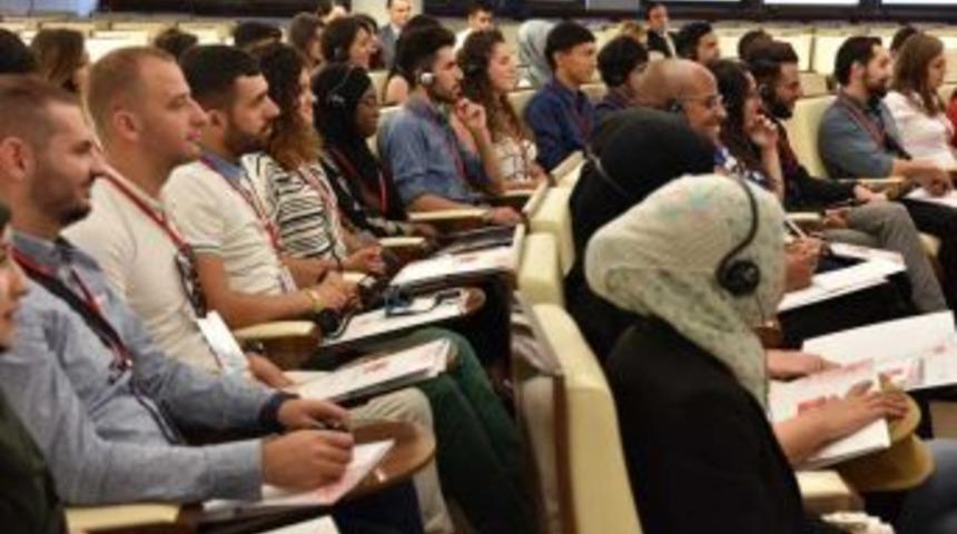 Tika&rsquo;dan Komorlu Yeni Mezun Gen&ccedil;lere Eğitim Desteği