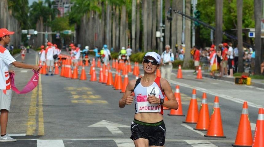 Esma Aydemir D&uuml;nya İkincisi Oldu