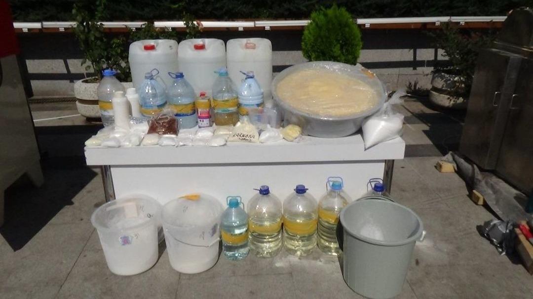 Aralarında Anaokulu &Ouml;ğretmeninin De Olduğu Uyuşturucu Şebekesi &Ccedil;&ouml;kertildi