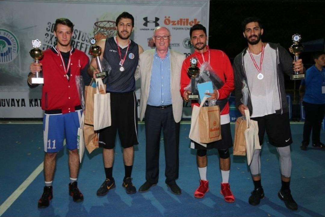 Odunpazarı&rsquo;nda 3x3 Streetball Turnuvası Tamamlandı