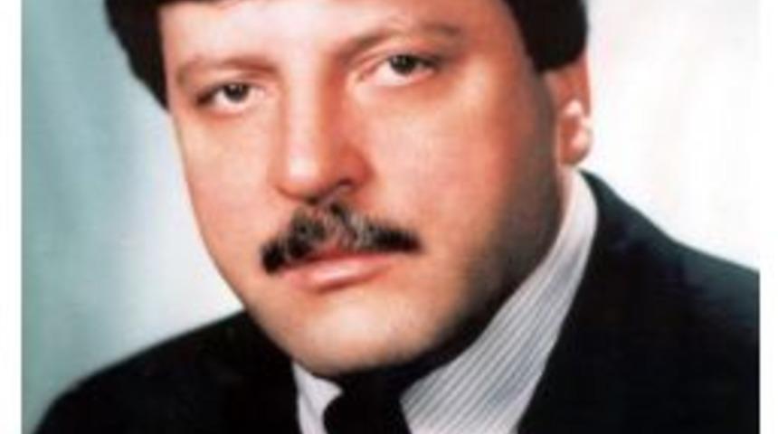 Filiz Aker'in Adı 1999'da &Ouml;ld&uuml;r&uuml;len Sendikacı Şemsi Denizer Ile Aşk Dedikodularına Karışmıştı