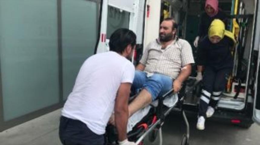 &Ccedil;ek Tartışmasında Bacağından Vuruldu